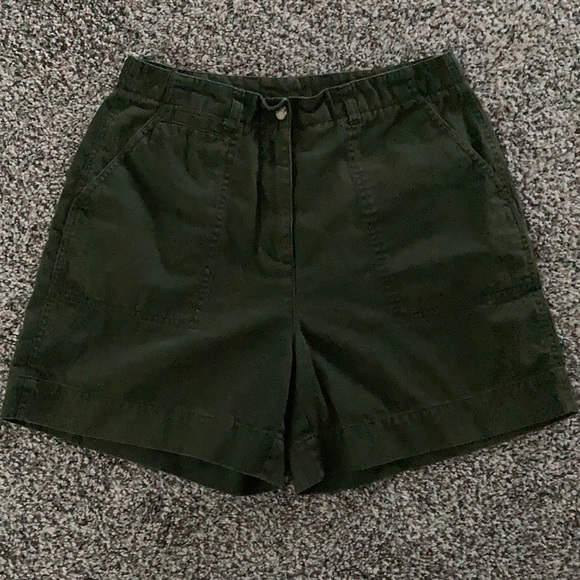 Northern Reflections Olive Shorts Size 12 - Picture 1 of 6